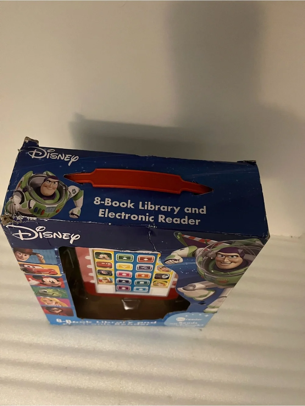 Disney me Reader Electronic Reader Set w/ 8-Book Library Reads Aloud 3+ 2012